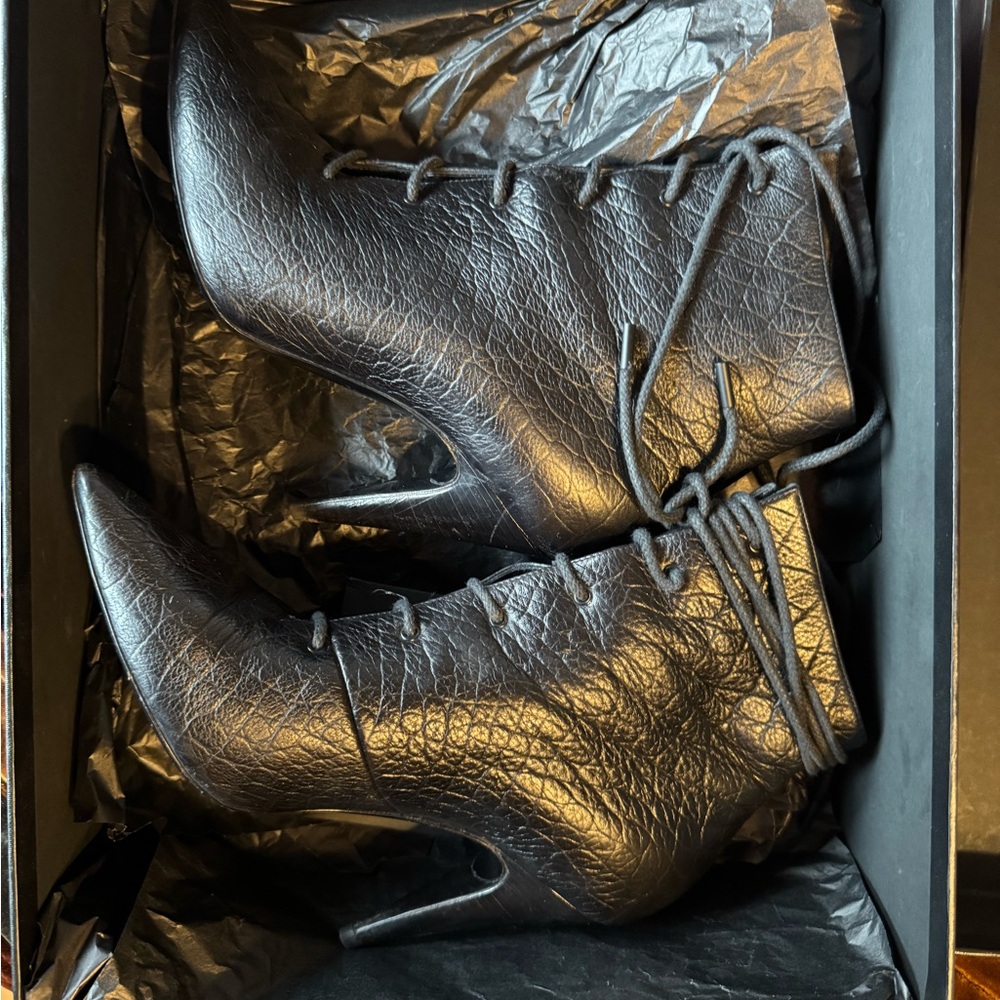 Rare Saint Laurent Croc Leather Black Ankle Booties - Picture 3 of 11